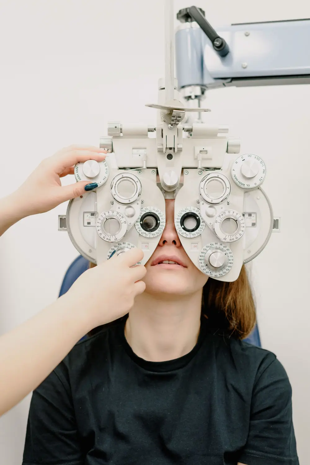 Eye examination room